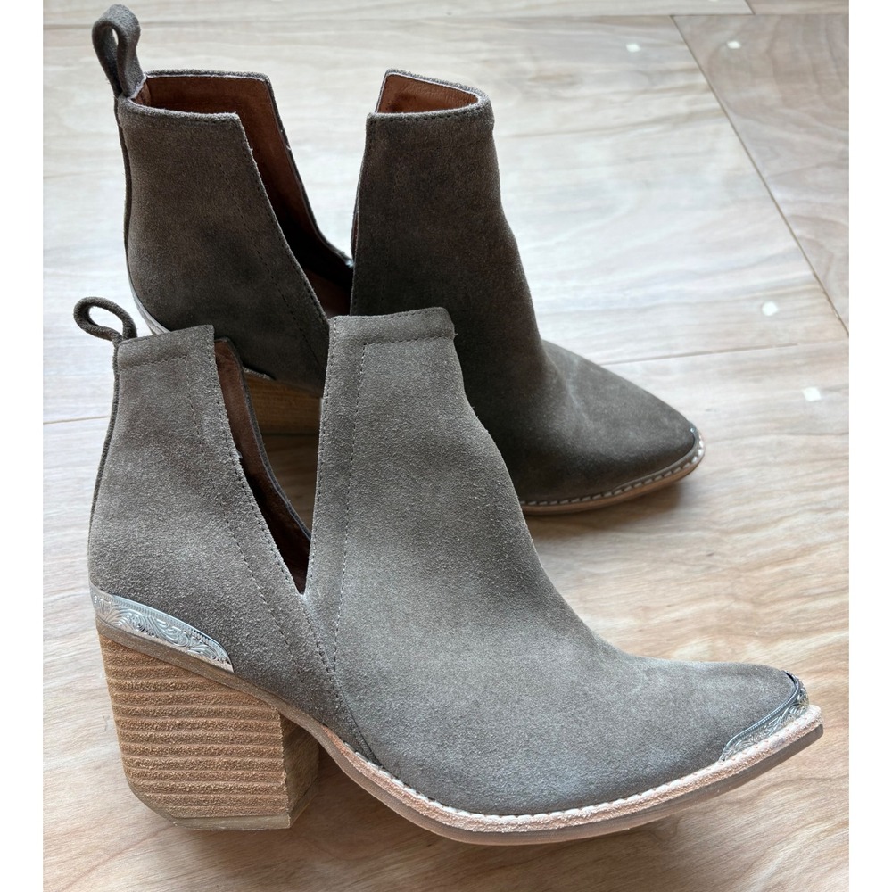 Jeffrey Campbell Cromwell Suede Western V-Cut Ankle Boots Silver Hardware 7.5